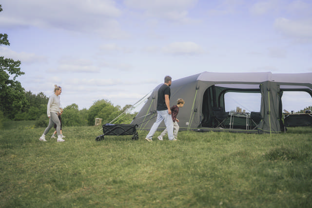 Tent shows